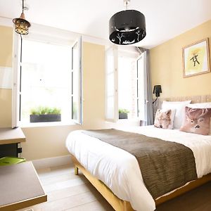 Camera con letto king size